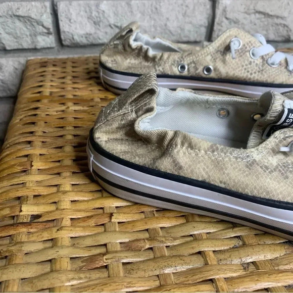 Converse Chuck Taylor Shoreline Slip On Sneaker - Picture 3 of 9